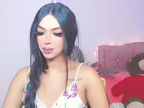 Snapshot of Tanedra_collings chatting on 01-28-25, 12:36 Tanedra collings online show from 01-28-25, 12:36