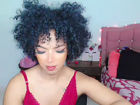 Snapshot of Tanedra_collings chatting on 03-09-25, 05:44 Tanedra collings online show from 03-09-25, 05:44