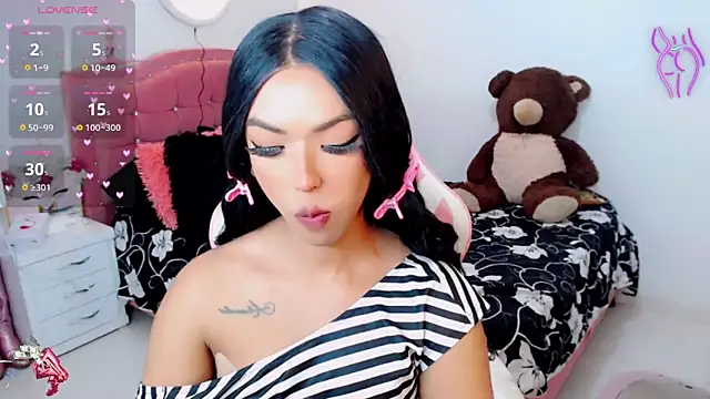 Snapshot of Tanedra_collings chatting on 09-14-25, 07:40 Tanedra collings online show from 09-14-25, 07:40