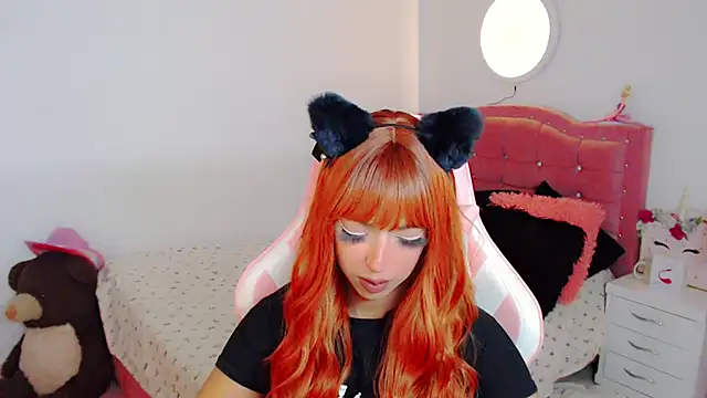 Snapshot of Tanedra_collings chatting on 10-06-25, 03:48 Tanedra collings online show from 10-06-25, 03:48