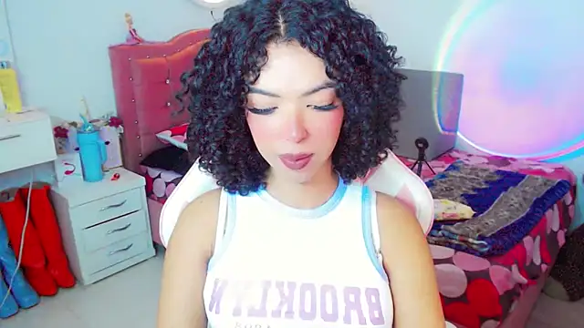 Tanedra collings online show from 02-06-26, 03:11