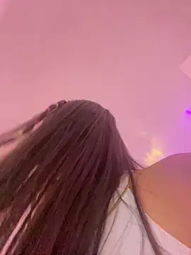 Snapshot of Nicollemays chatting on 03-21-25, 12:06 Nicollemays online show from 03-21-25, 12:06