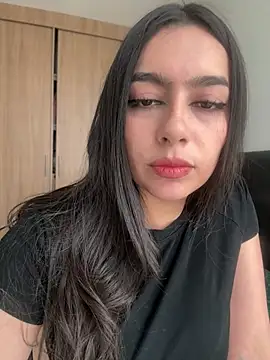 Nicollemays online show from 02-19-26, 04:25