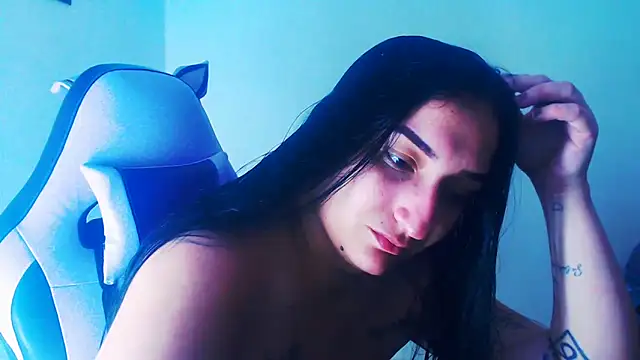 Snapshot of liz_dirty chatting on 05-19-26, 10:38 liz dirty online show from 05-19-26, 10:38