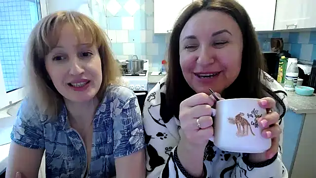 Snapshot of DonnaMagdalena chatting on 01-14-25, 07:27 DonnaMagdalena online show from 01-14-25, 07:27