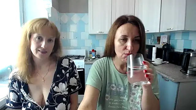 Snapshot of DonnaMagdalena chatting on 09-10-25, 07:52 DonnaMagdalena online show from 09-10-25, 07:52