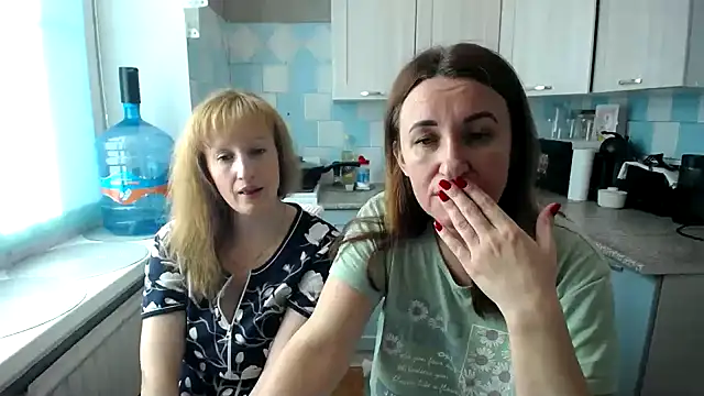 Snapshot of DonnaMagdalena chatting on 09-30-25, 07:13 DonnaMagdalena online show from 09-30-25, 07:13