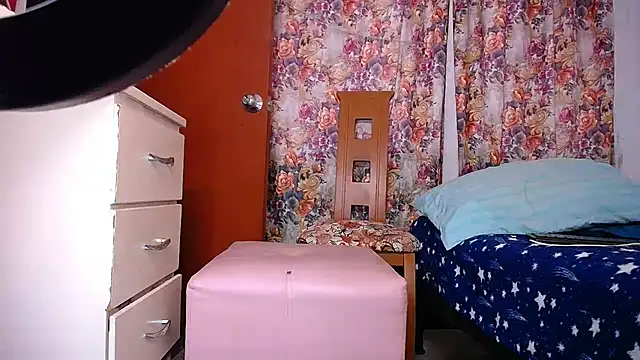 yselahot online show from 02-26-25, 11:15