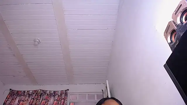 yselahot online show from 10-12-25, 03:22