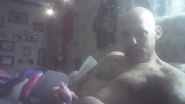 ClydeCan409 online show from 03-22-26, 03:15