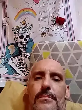 Snapshot of ClydeCan409 chatting on 06-03-26, 04:37 ClydeCan409 online show from 06-03-26, 04:37