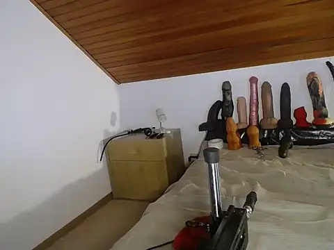 Snapshot of natjuk chatting on 11-14-25, 12:59 natjuk online show from 11-14-25, 12:59