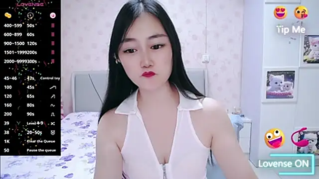Snapshot of Elvira_baby chatting on 06-27-26, 12:22 Elvira baby online show from 06-27-26, 12:22