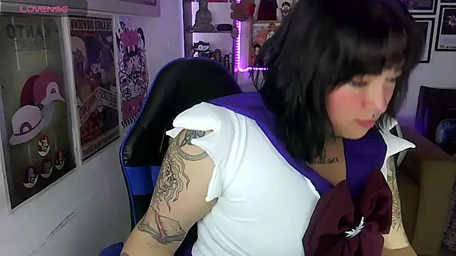 Snapshot of IamZaylu chatting on 10-15-25, 04:34 IamZaylu online show from 10-15-25, 04:34