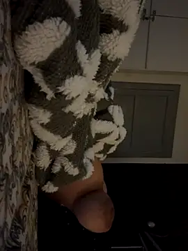 Snapshot of manuelala chatting on 12-08-24, 06:01 manuelala online show from 12-08-24, 06:01