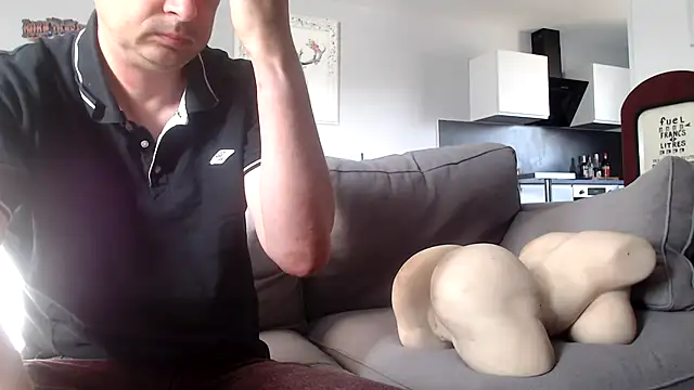 freddy0222222 online show from 07-19-26, 07:01