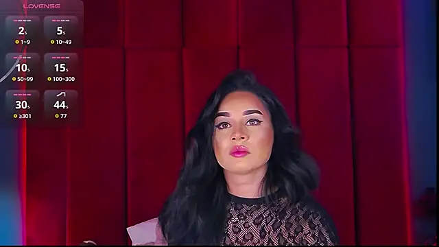 MadyLuxxx online show from 11-18-25, 07:40