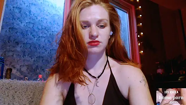 Snapshot of Cassie_Wild chatting on 10-26-25, 01:17 Cassie Wild online show from 10-26-25, 01:17