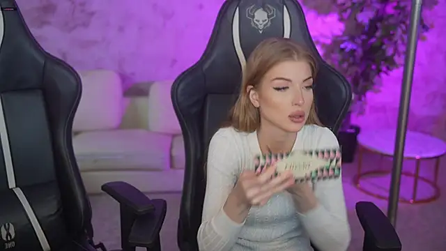 Jasmine Flow online show from 11-20-25, 08:47