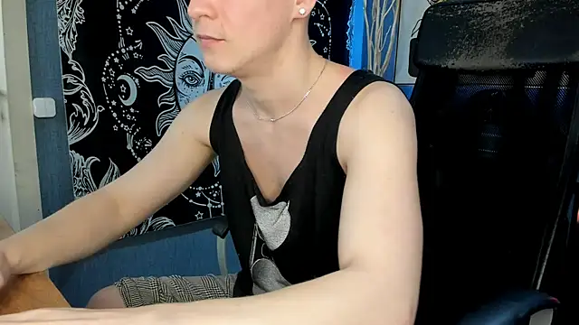 Snapshot of AlexxSweet chatting on 03-01-25, 12:56 AlexxSweet online show from 03-01-25, 12:56