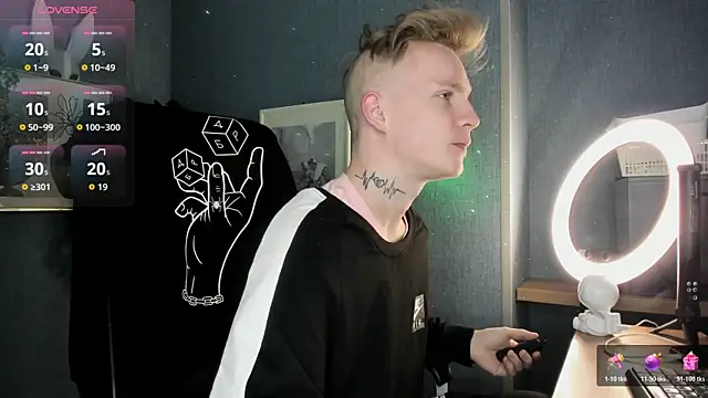 AlexxSweet online show from 04-19-26, 06:24