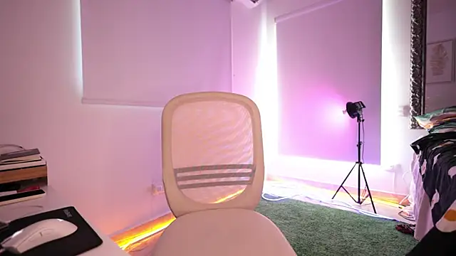 aliceabrams online show from 10-03-25, 07:22