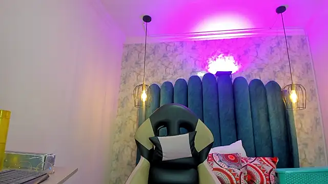 nalalye cruzz  online show from 03-05-26, 03:13