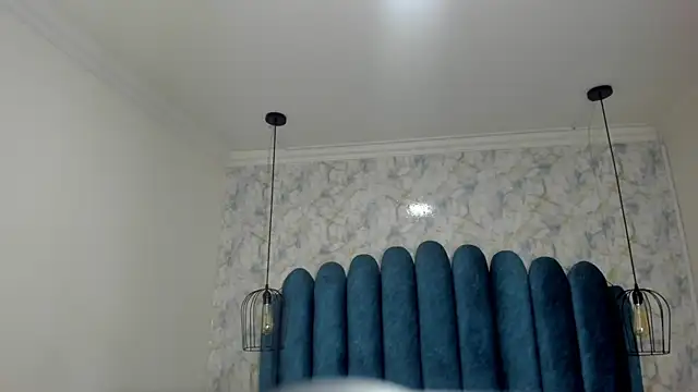 nalalye cruzz  online show from 05-14-26, 03:02