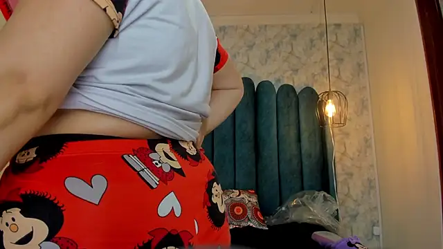 nalalye cruzz  online show from 05-24-26, 01:49