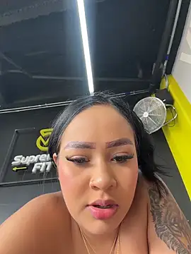 Luisa Fernandaa online show from 03-17-26, 06:22