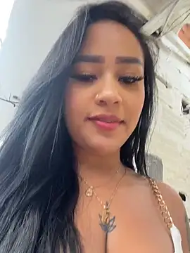 Snapshot of Luisa_Fernandaa chatting on 05-16-26, 10:19 Luisa Fernandaa online show from 05-16-26, 10:19