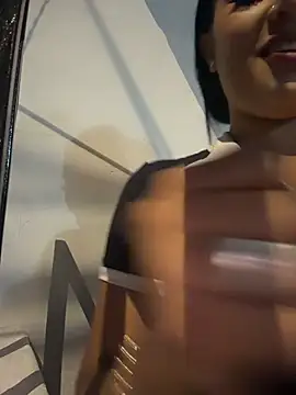 Snapshot of Luisa_Fernandaa chatting on 05-22-26, 11:43 Luisa Fernandaa online show from 05-22-26, 11:43