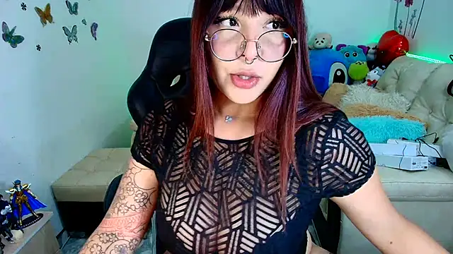 Snapshot of SweetIsabella_x chatting on 03-13-25, 03:44 SweetIsabella x online show from 03-13-25, 03:44