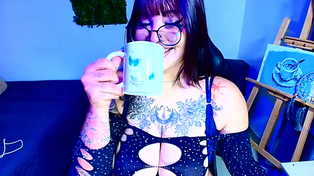 Snapshot of SweetIsabella_x chatting on 07-03-26, 04:52 SweetIsabella x online show from 07-03-26, 04:52