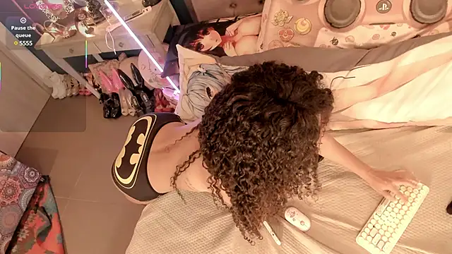 Snapshot of Orianna_reed_ chatting on 02-25-25, 02:44 Orianna reed online show from 02-25-25, 02:44