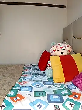 NicRaisaa online show from 03-13-25, 06:05