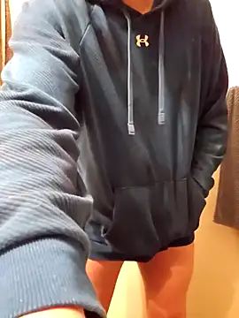 Snapshot of MrBiggBallz chatting on 01-19-25, 05:37 MrBiggBallz online show from 01-19-25, 05:37