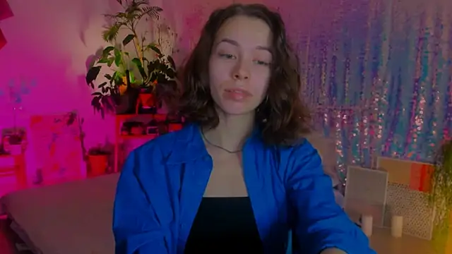 poli   online show from 01-06-25, 12:16