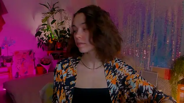 poli   online show from 01-12-25, 08:47