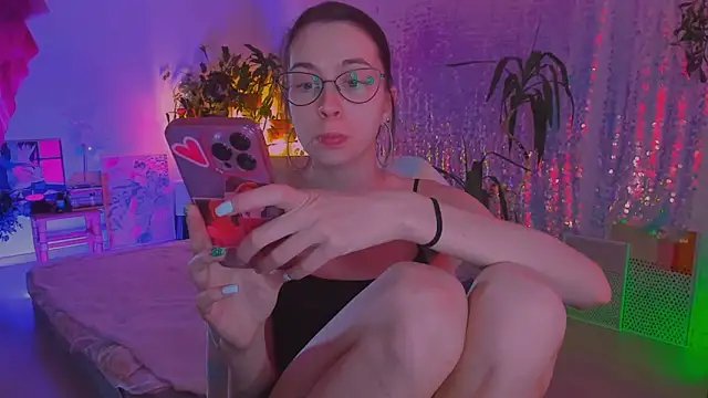 poli   online show from 03-04-26, 11:38