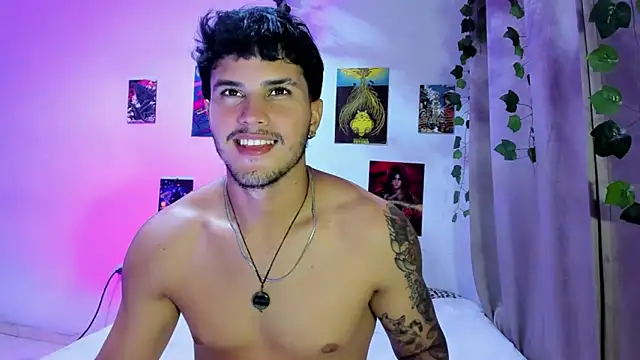 Snapshot of Nekoboy01 chatting on 12-30-24, 05:04 Nekoboy01 online show from 12-30-24, 05:04