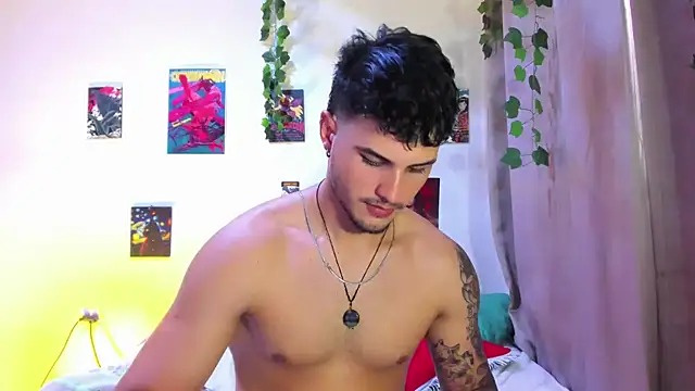 Snapshot of Nekoboy01 chatting on 01-12-25, 09:29 Nekoboy01 online show from 01-12-25, 09:29