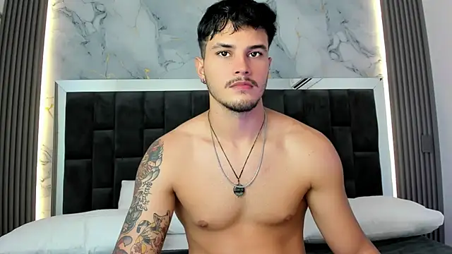 Snapshot of Nekoboy01 chatting on 01-31-25, 07:40 Nekoboy01 online show from 01-31-25, 07:40