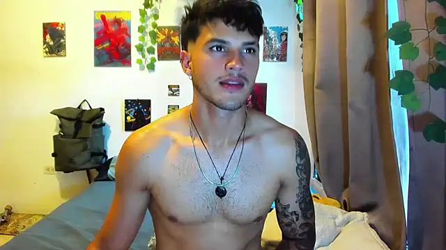 Snapshot of Nekoboy01 chatting on 11-10-25, 09:47 Nekoboy01 online show from 11-10-25, 09:47