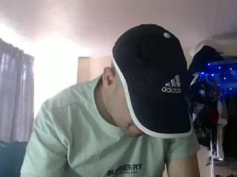 Snapshot of alphaswitchard chatting on 01-26-25, 04:30 alphaswitchard online show from 01-26-25, 04:30