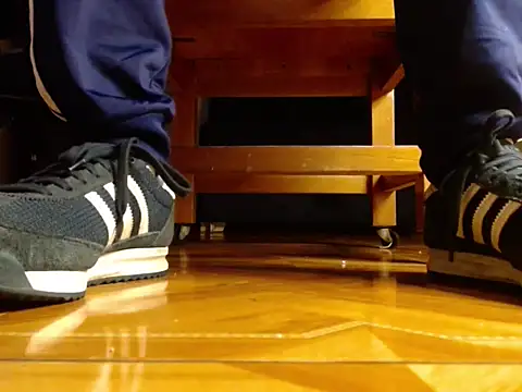 Snapshot of alphaswitchard chatting on 03-29-26, 09:59 alphaswitchard online show from 03-29-26, 09:59