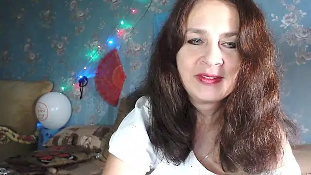 VanezaSmith online show from 11-02-25, 02:58