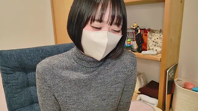 Snapshot of HIKARI_x0 chatting on 01-17-25, 02:07 HIKARI x0 online show from 01-17-25, 02:07