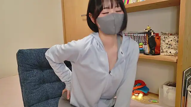 Snapshot of HIKARI_x0 chatting on 01-21-25, 02:05 HIKARI x0 online show from 01-21-25, 02:05