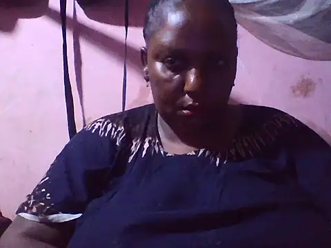 Snapshot of big_clits chatting on 07-17-26, 11:42 big clits online show from 07-17-26, 11:42